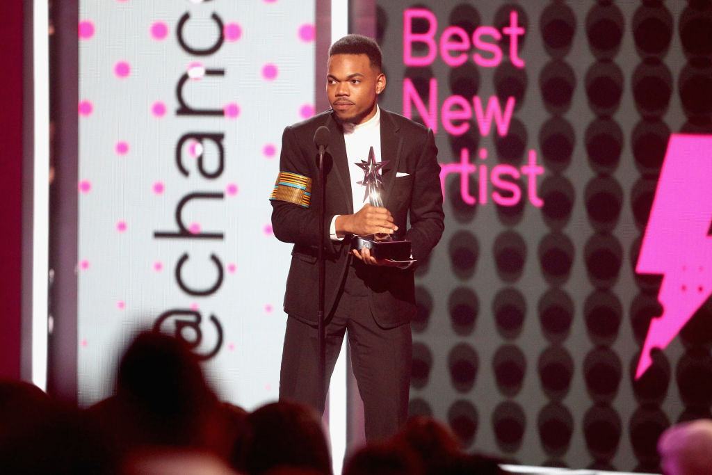 LOS ANGELES, CA - JUNE 25:  Chance The Rapper accepts the award for Best New Artist onstage at 2017 BET Awards at Microsoft Theater on June 25, 2017 in Los Angeles, California.  (Photo by Frederick M. Brown/Getty Images )