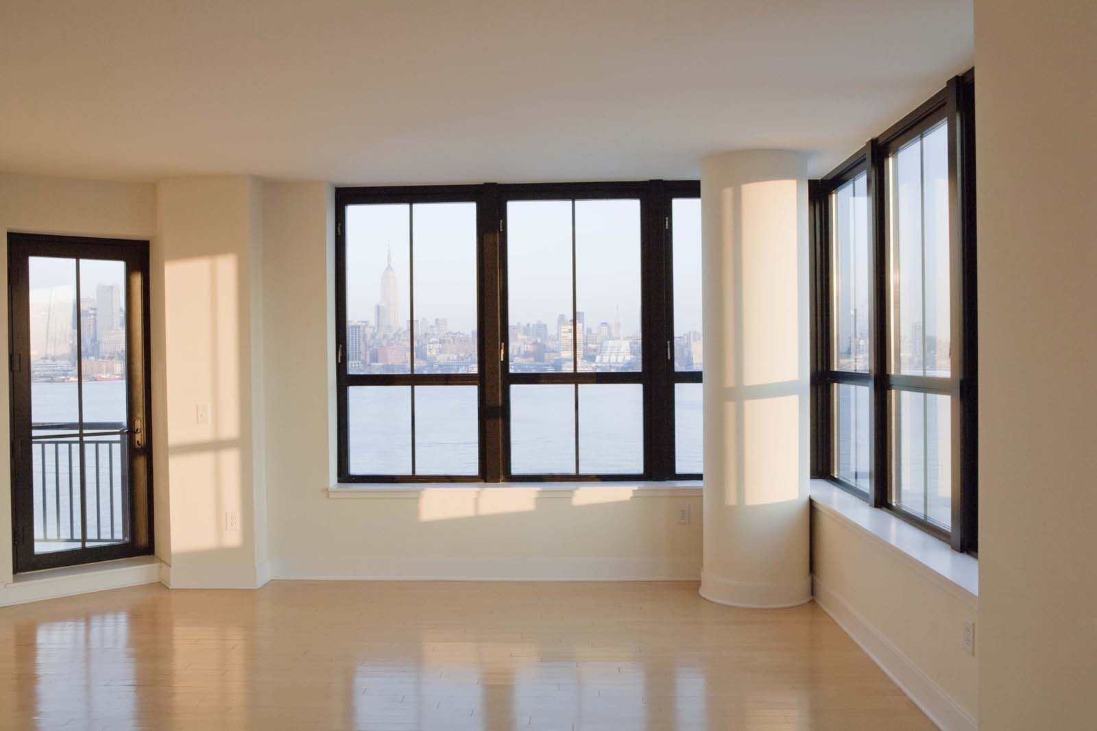 Vacant apartment, New York City, New York, USA