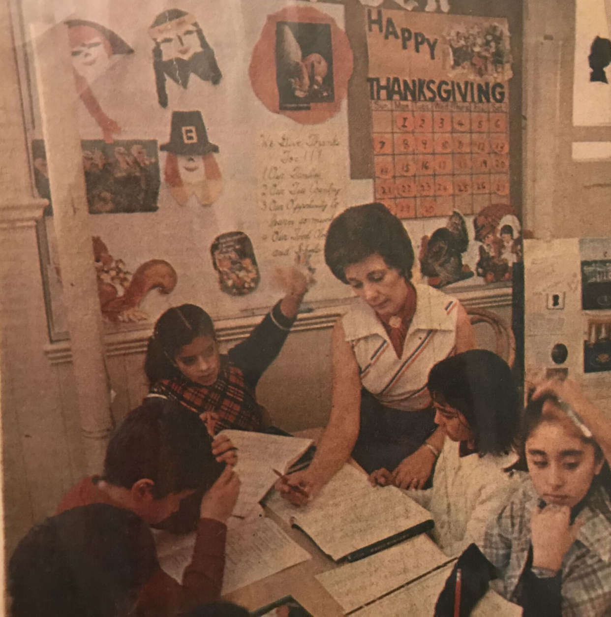 Inside the fourth-grade class at Stevens Elementary where Verona Meeder taught seen in a December 1976 photograph, about a month before Amy Carter moved to Washington. (Courtesy Verona Meeder)