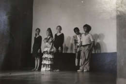 Amy Carter performing at a school assembly performance alongside her Stevens classmates. (Courtesy Jane Jackson Harley)