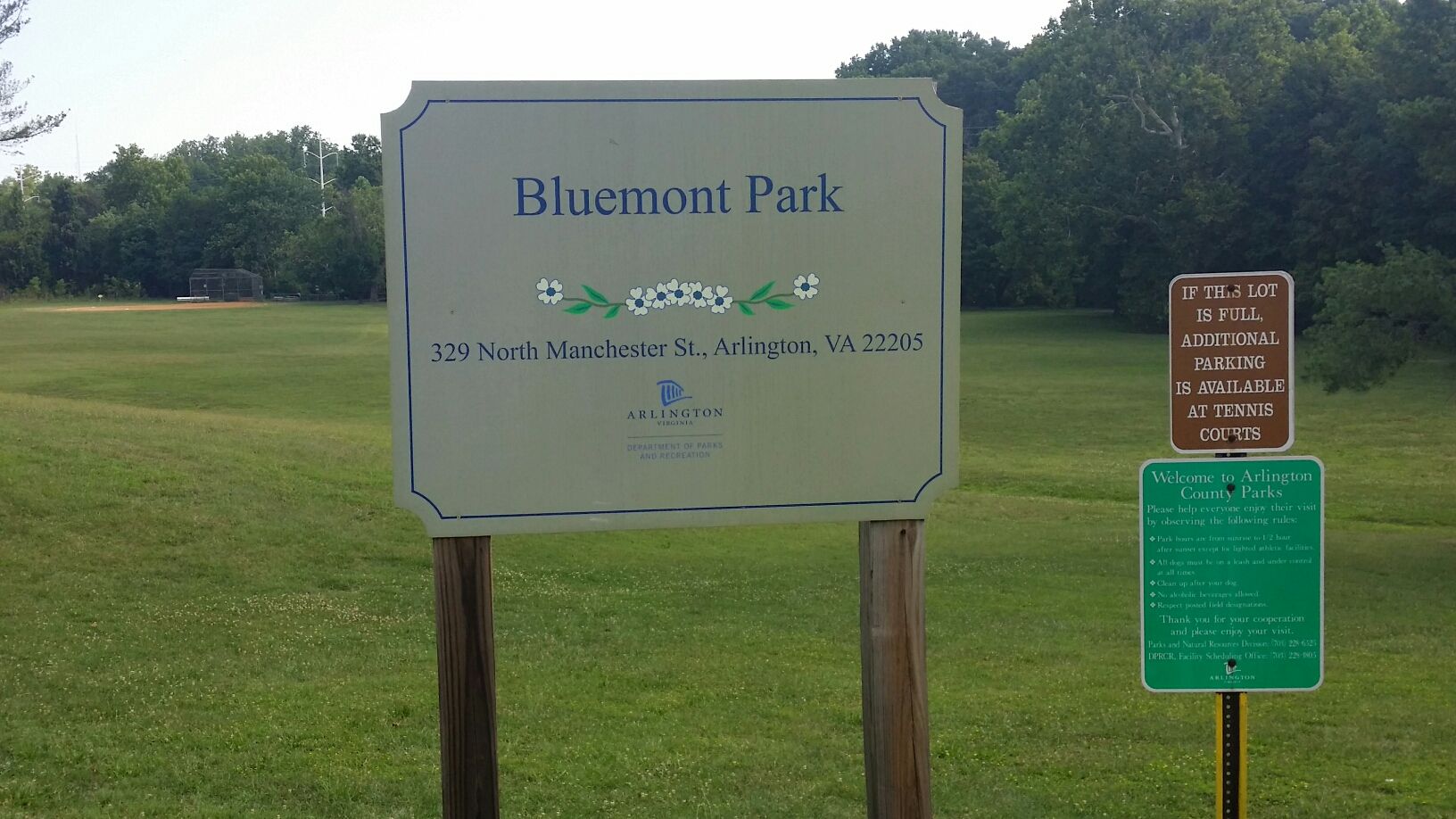 Bluemont Park in Arlington, Virginia, has 9 holes for disc golf. (WTOP/J. Brooks)