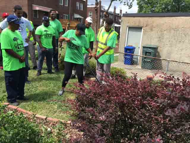 D.C. juvenile offenders in the Grass is Greener program will be mowing the lawns of up to 20 homeowners biweekly across the city — ten from Northeast and Southeast, and ten from Northwest and Southwest. (WTOP/Jenny Glick)