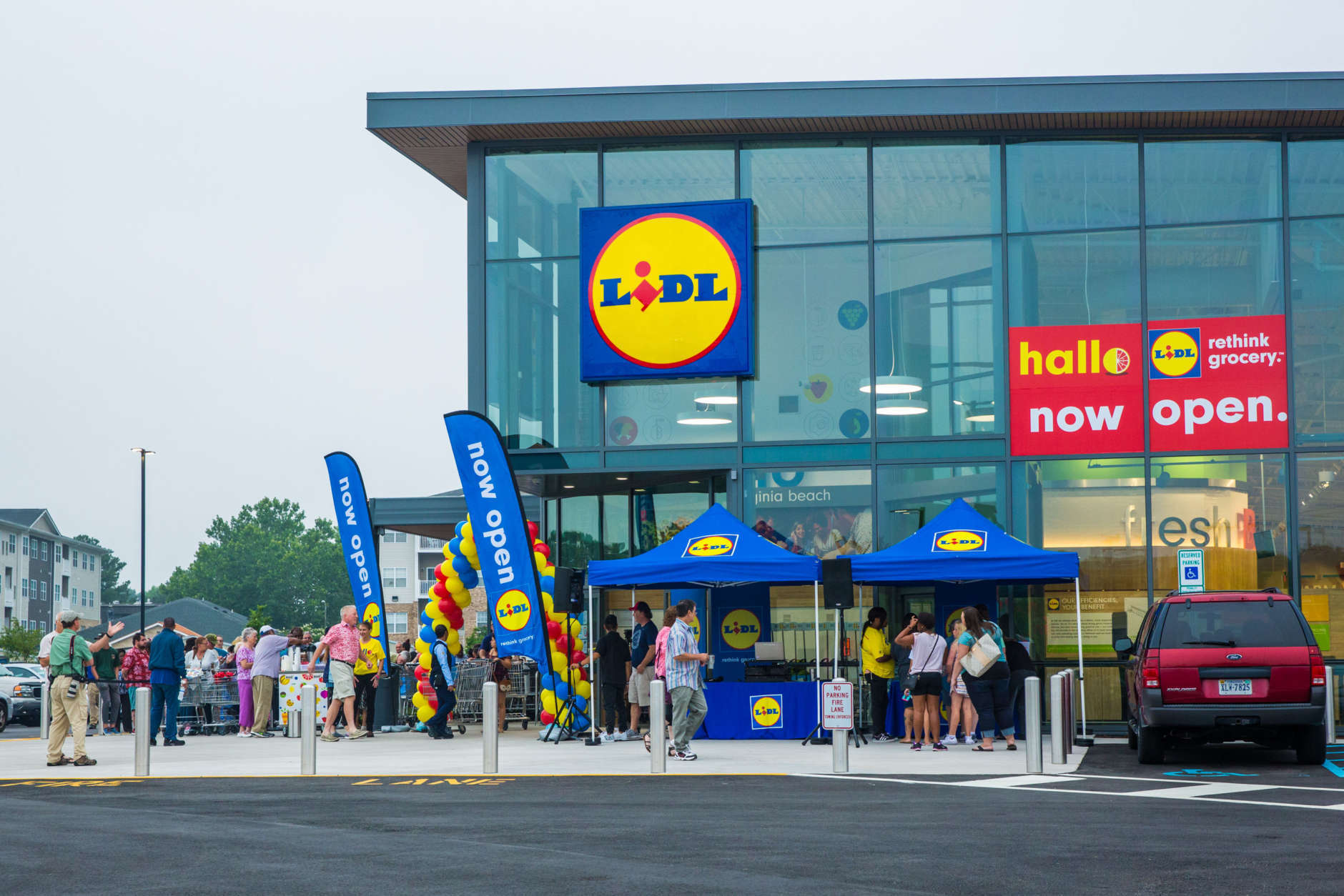 Lidl operates more than 10,000 stores in 28 countries. (Courtesy Erin L. Clark)