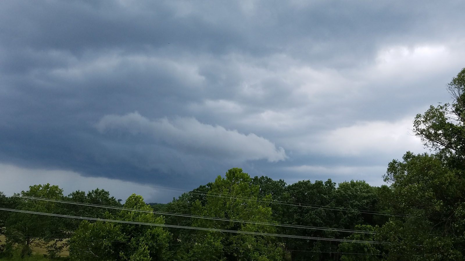 Storm over Warrenton, Virginia. (Courtesy Eduardo Villavicencio)