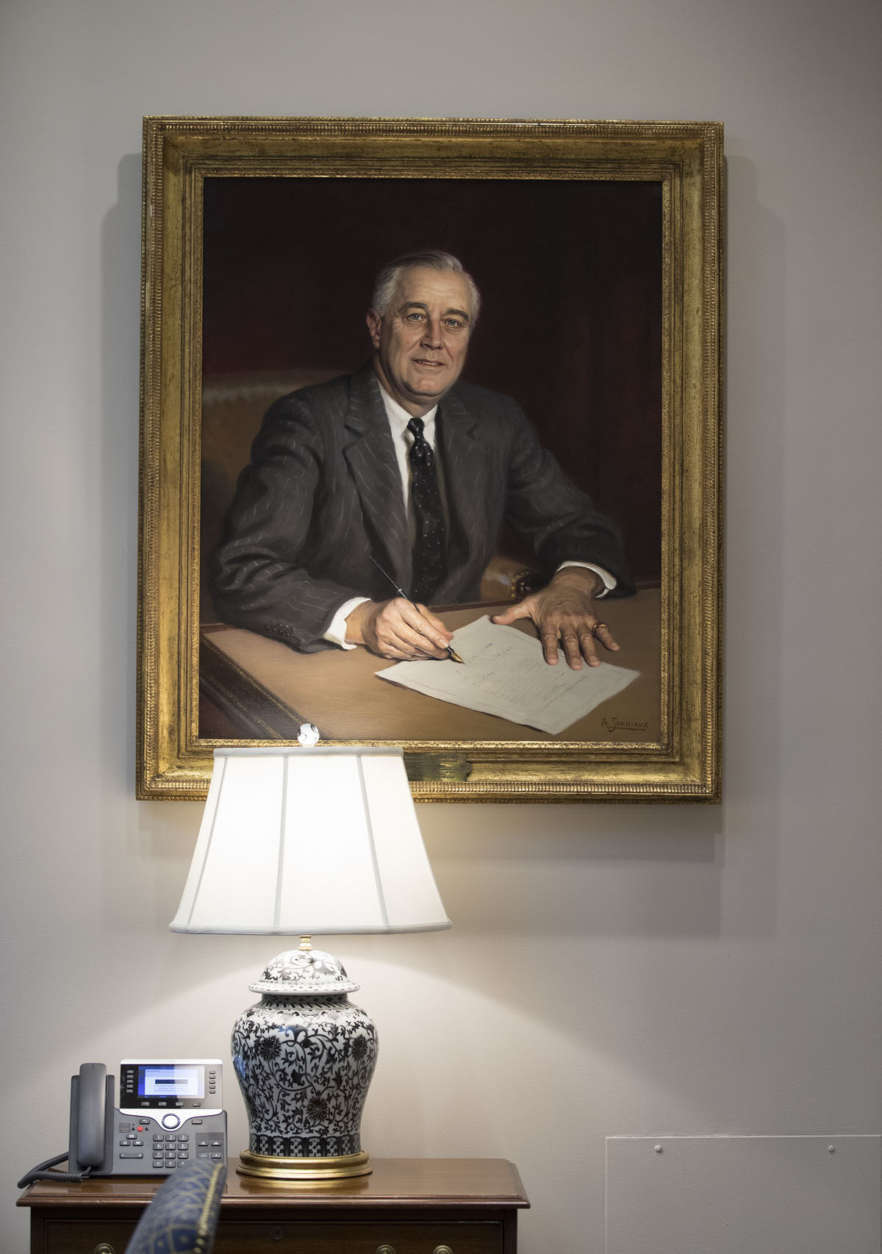 A portrait of Franklin Delano Roosevelt by Alfred Jonniaux is seen in the newly renovated Roosevelt Room of the White House in Washington, Tuesday, Aug. 22, 2017, during a media tour. (AP Photo/Carolyn Kaster)