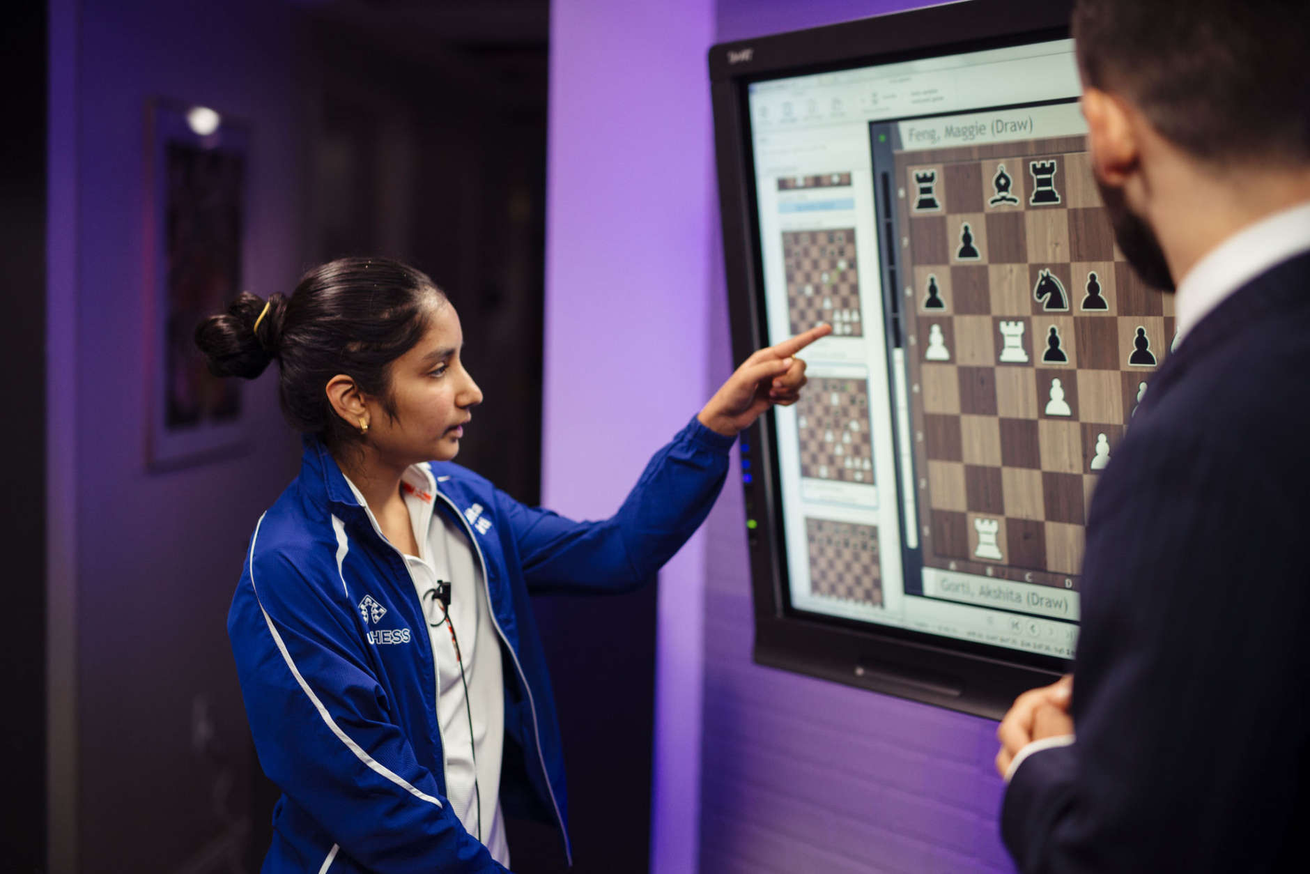 Akshita Gorti discusses her chess strategy following Round 8 of the U.S. Girls’ Junior Championship. (Austin Fuller/Chess Club and Scholastic Center of St. Louis)