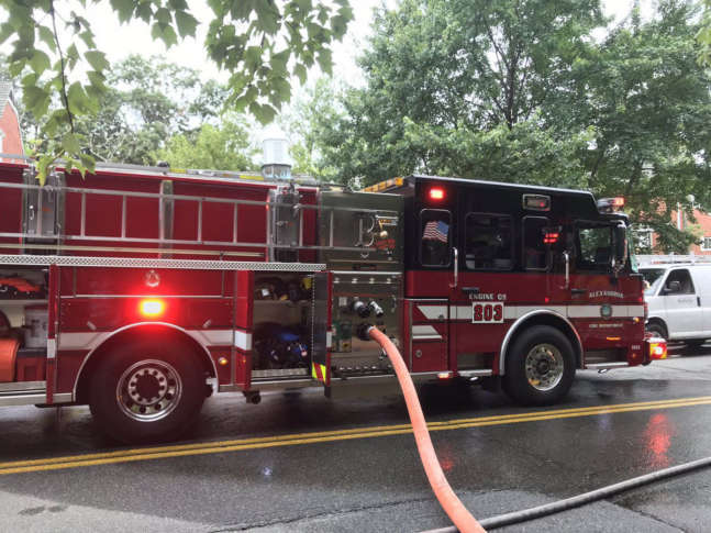 3 injured in Alexandria apartment fire | WTOP