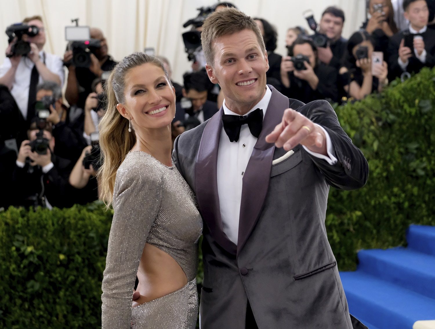 Gisele Bundchen, left, and Tom Brady attend The Metropolitan Museum of Art's Costume Institute benefit gala celebrating the opening of the Rei Kawakubo/Comme des Garçons: Art of the In-Between exhibition on Monday, May 1, 2017, in New York. (Photo by Charles Sykes/Invision/AP)