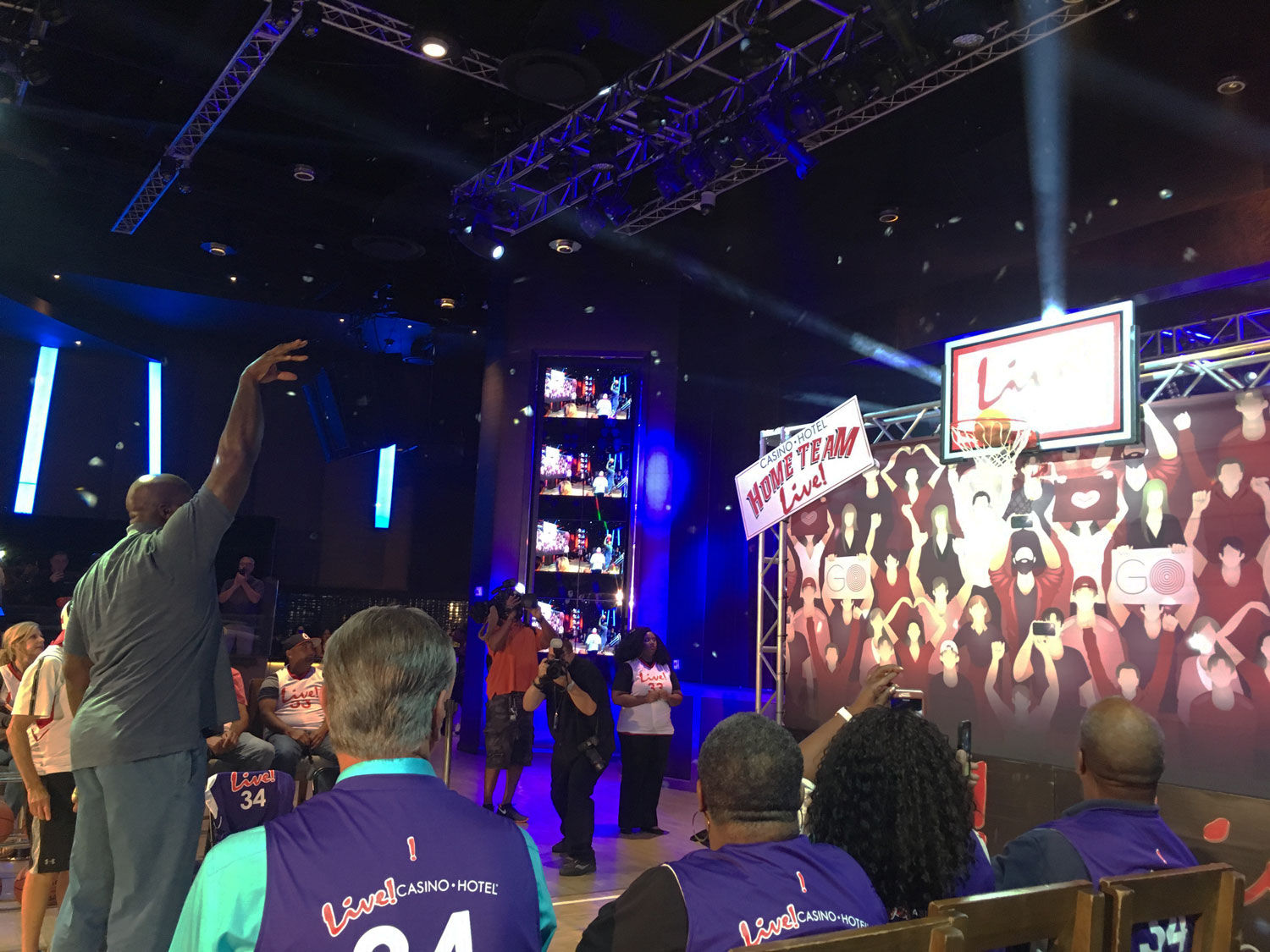 Never bashful, Shaq shoots his shot at LeBron’s future, free throw line