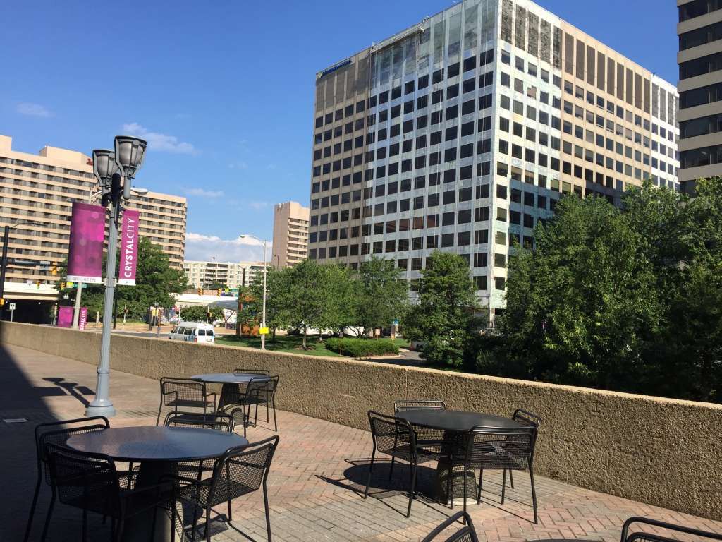 Crystal City also allows for plenty of food options outside of BNA's building. (Courtesy ARLNow)