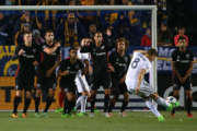 CARSON, CA - MARCH 06:  Steven Gerrard #8 of Los Angeles Galaxy takes a  direct free kick against D.C. United in the first half during their MLS match at StubHub Center on March 6, 2016 in Carson, California.  (Photo by Victor Decolongon/Getty Images)