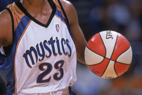 Mystics hand Fever WNBA-record 18th consecutive defeat
