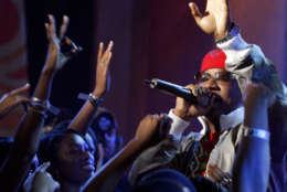 Rapper Yung Loc performs onstage during MTV's "Making The Band 4" finale at the MTV Times Square Studios Sunday, Aug. 26, 2007 in New York.  (AP Photo/Jason DeCrow)