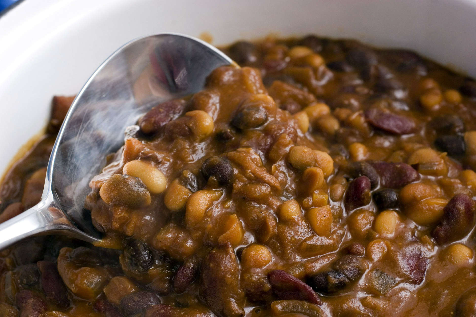 **FOR USE WITH AP LIFESTYLES**   Triple-bean Casserole is seen in this Sunday, March 2, 2008 photo.  This quick and colorful dish uses canned beans, a protein rich staple in any healthy pantry, that keep their nutrients during the canning process.   (AP Photo/Larry Crowe)
