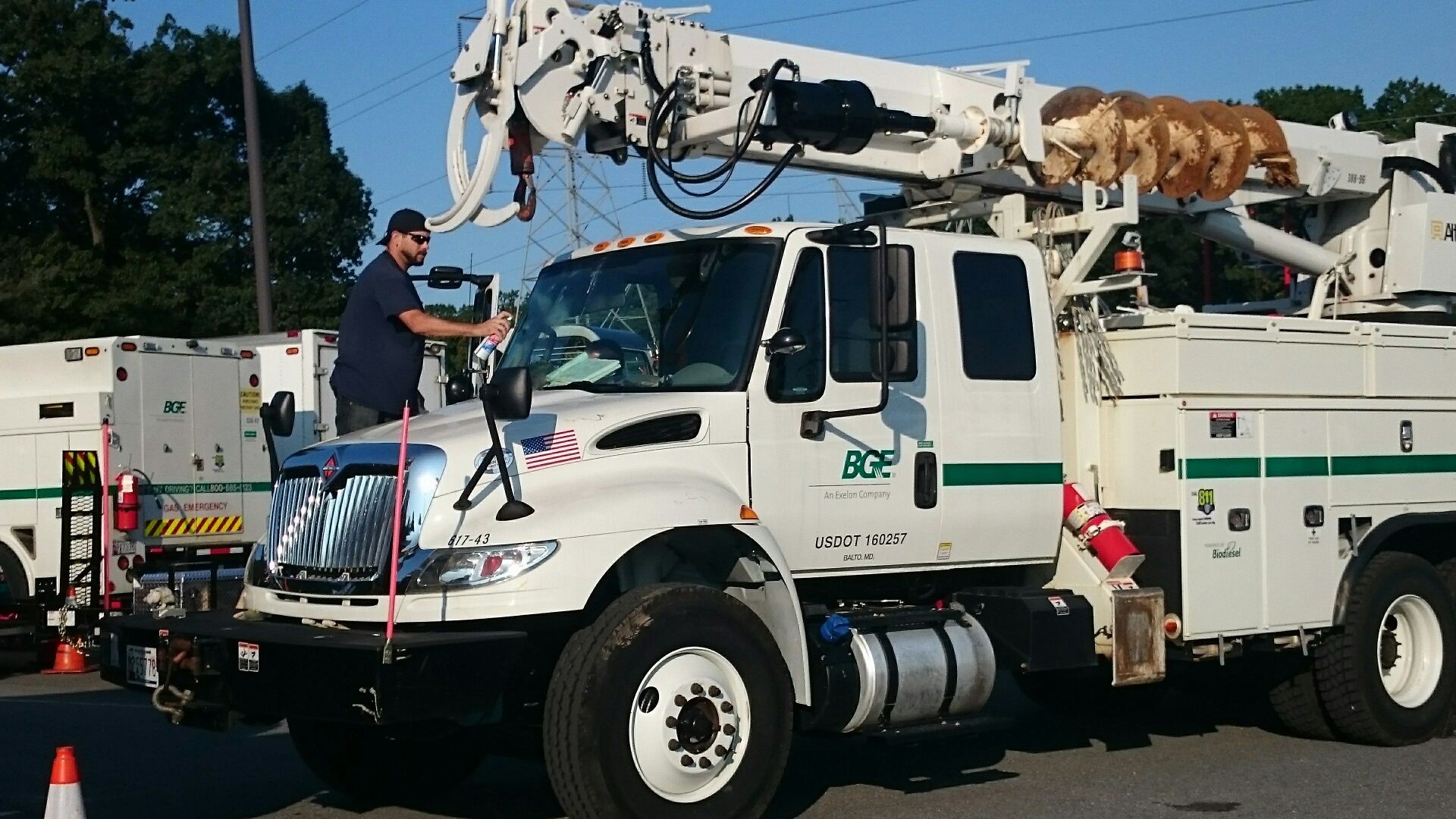 Local utility crews send more help for Irma damage - WTOP News