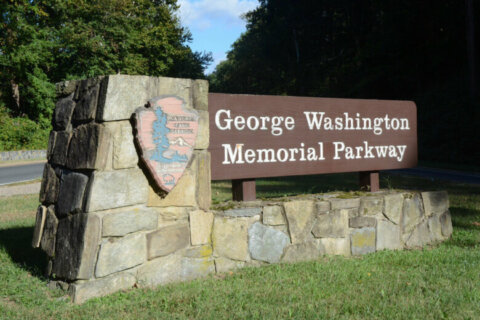 GW Parkway pothole patching set for Presidents Day