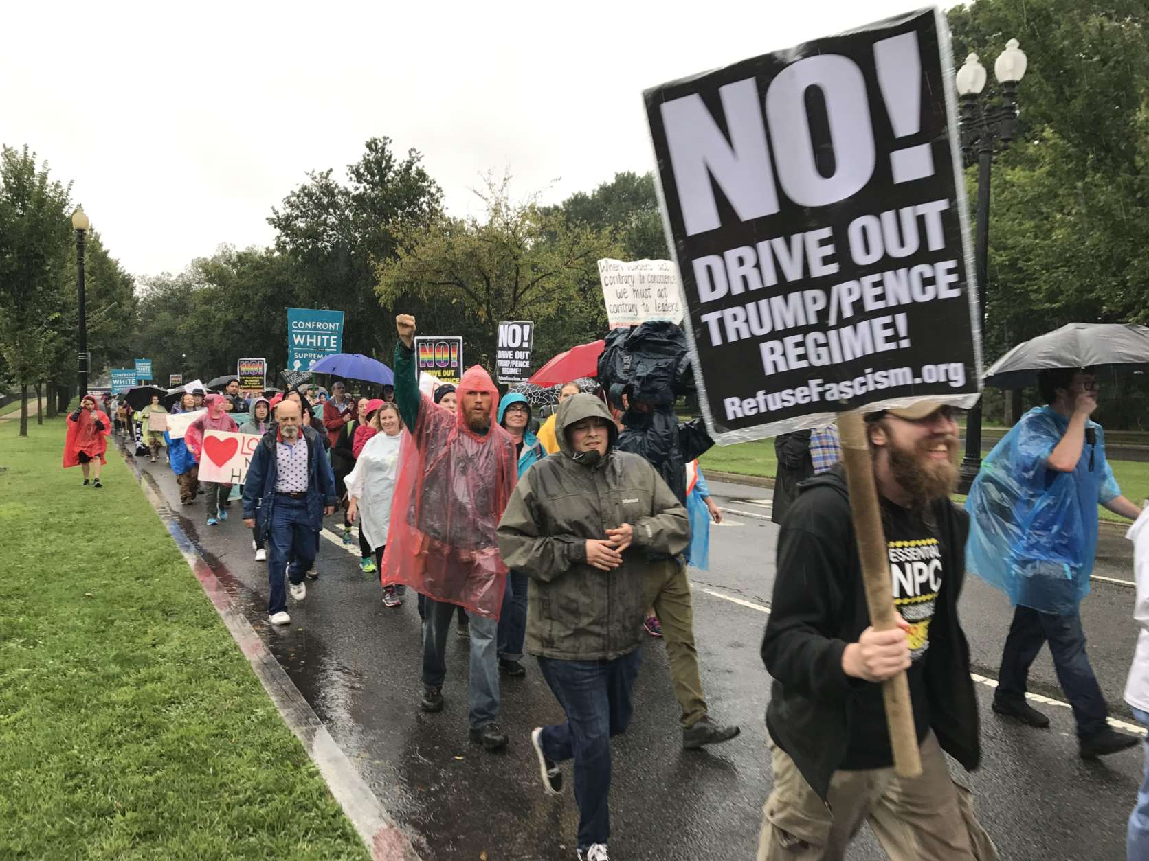 While protesters walked various legs of the more-than-100-mile route from Charlottesville, a large crowd joined the small band of marchers for the final few miles from Rosslyn into D.C. (WTOP/Dick Uliano)