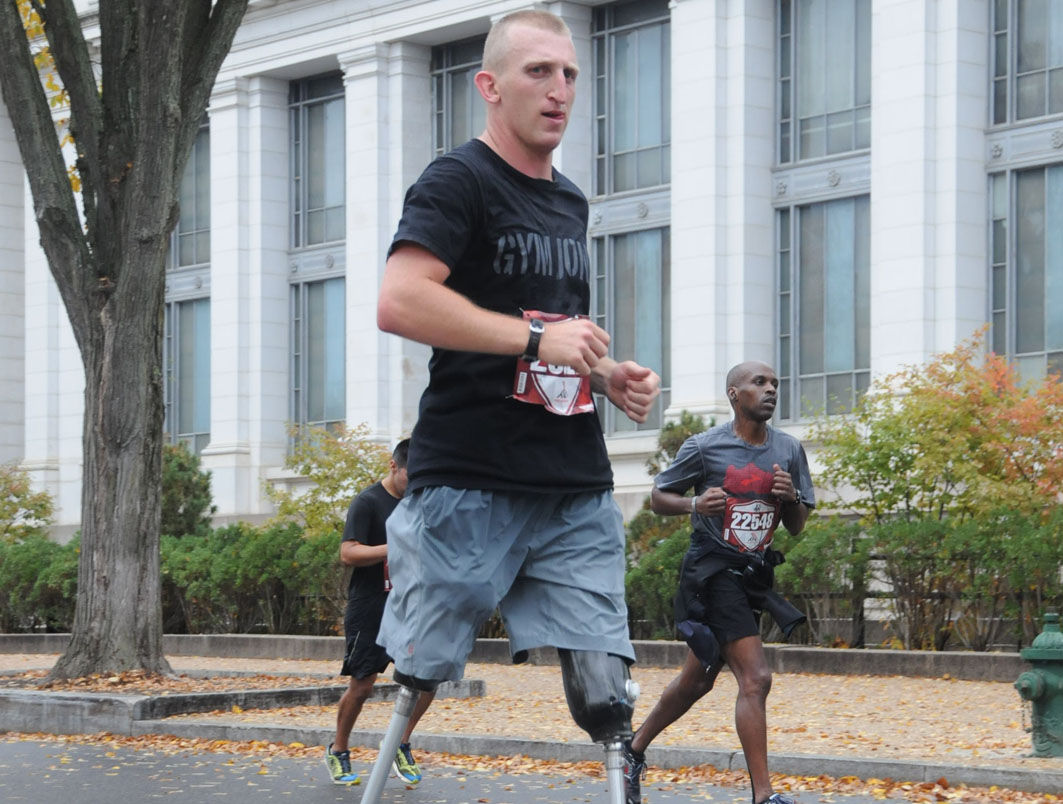 Rob Jones is pictured here running the Marine Corps Marathon in 2015.
 (Courtesy Rob Jones Journey)