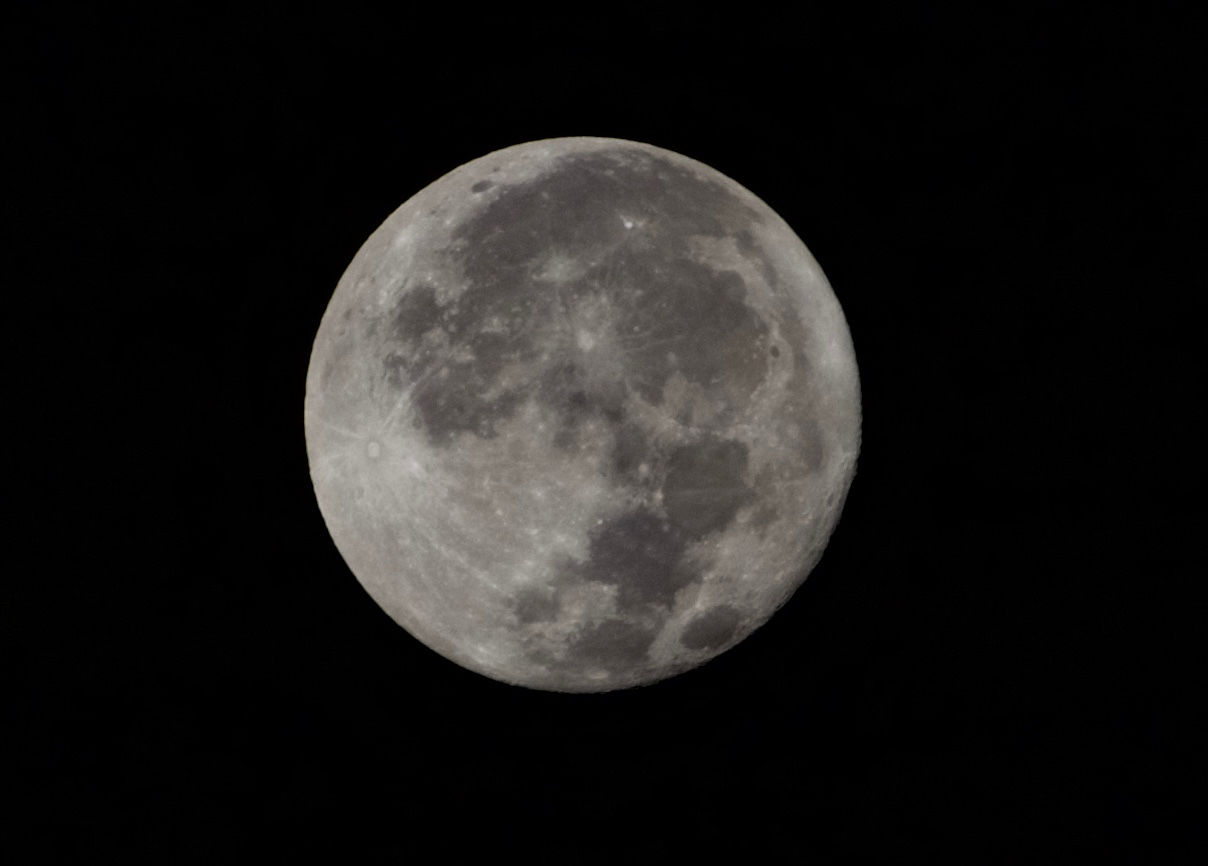 A look at the a full Harvest Moon. (WTOP/Greg Redfern)