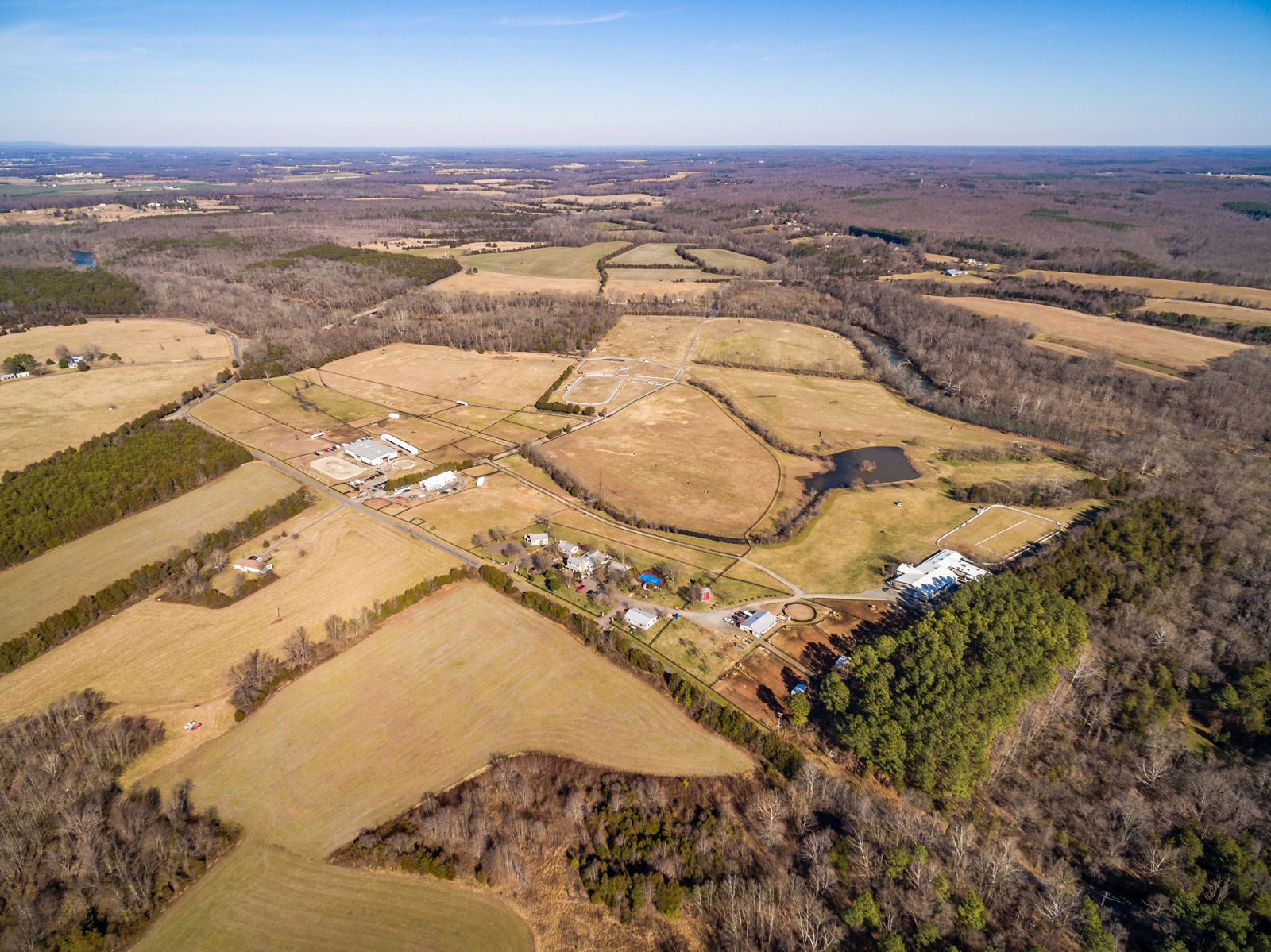 The Inn at Kelly’s Ford, a 138-acre inn and equestrian center in Remington, Virginia, will be auctioned off to the highest bidder at an Absolute Auction on Nov. 16. (Courtesy Auction Markets LLC)