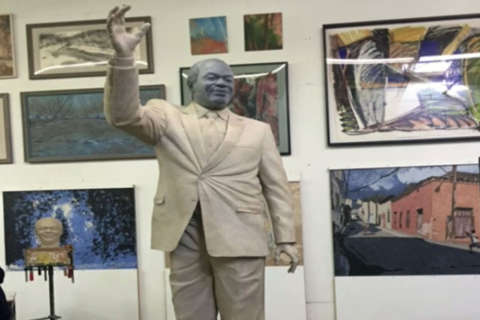 Marion Barry memorial statue revealed in new photos