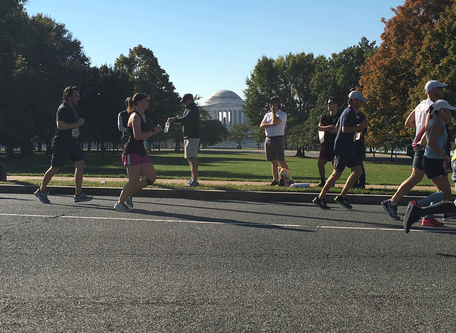 WTOP's Sarah Beth Hensley is among a group of runners in the 42nd Marine Corps Marathon. (Courtesy Cody House)