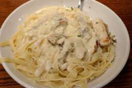 The meal: Fettuccine with Alfredo and grilled chicken. (WTOP/Brandon Millman)