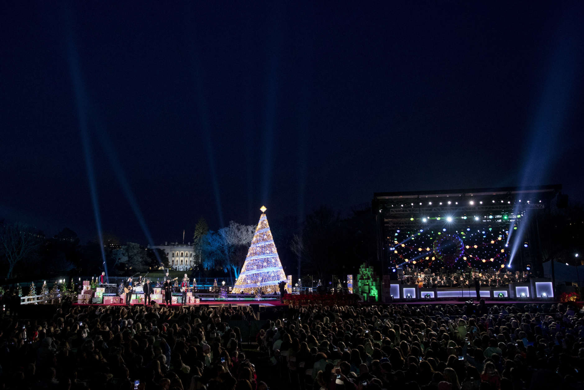The lighting ceremony for the 2017 National Christmas Tree on the Ellipse near the White House, Thursday, Nov. 30, 2017, in Washington. (AP Photo/Andrew Harnik)