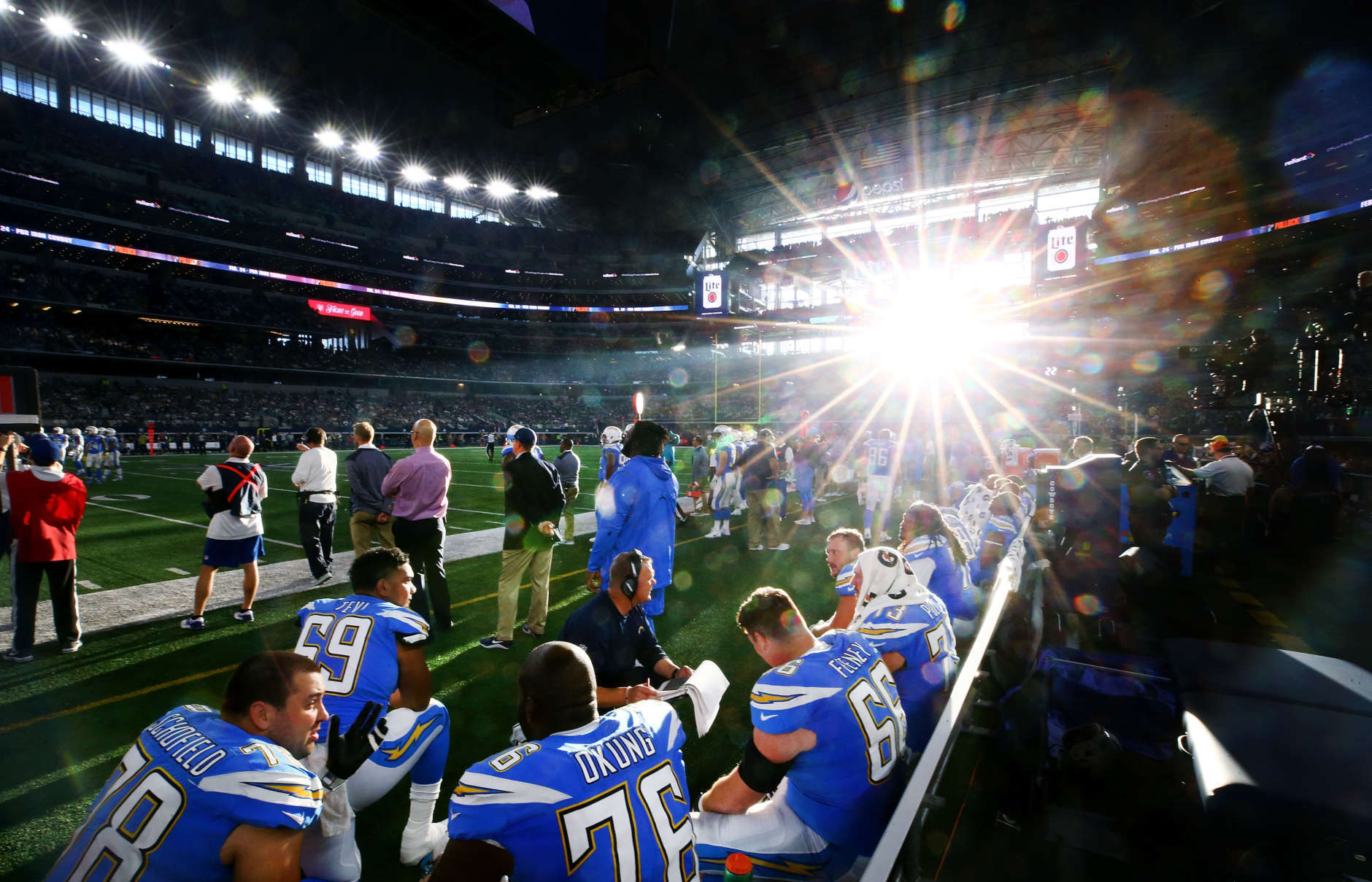 ARLINGTON, TX - NOVEMBER 23:  The Los Angeles Chargers offensive line sits on the bench as the Los Angeles Chargers take on the Dallas Cowboy at AT&amp;T Stadium on November 23, 2017 in Arlington, Texas.  (Photo by Tom Pennington/Getty Images)