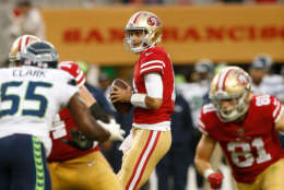 SANTA CLARA, CA - NOVEMBER 26: Jimmy Garoppolo #10 of the San Francisco 49ers in action against the Seattle Seahawks at Levi's Stadium on November 26, 2017 in Santa Clara, California. (Photo by Lachlan Cunningham/Getty Images)