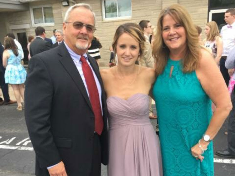 Tina Frost (center), a Maryland native injured in the Las Vegas mass shooting, is making good progress. (Courtesy of the Frost family)