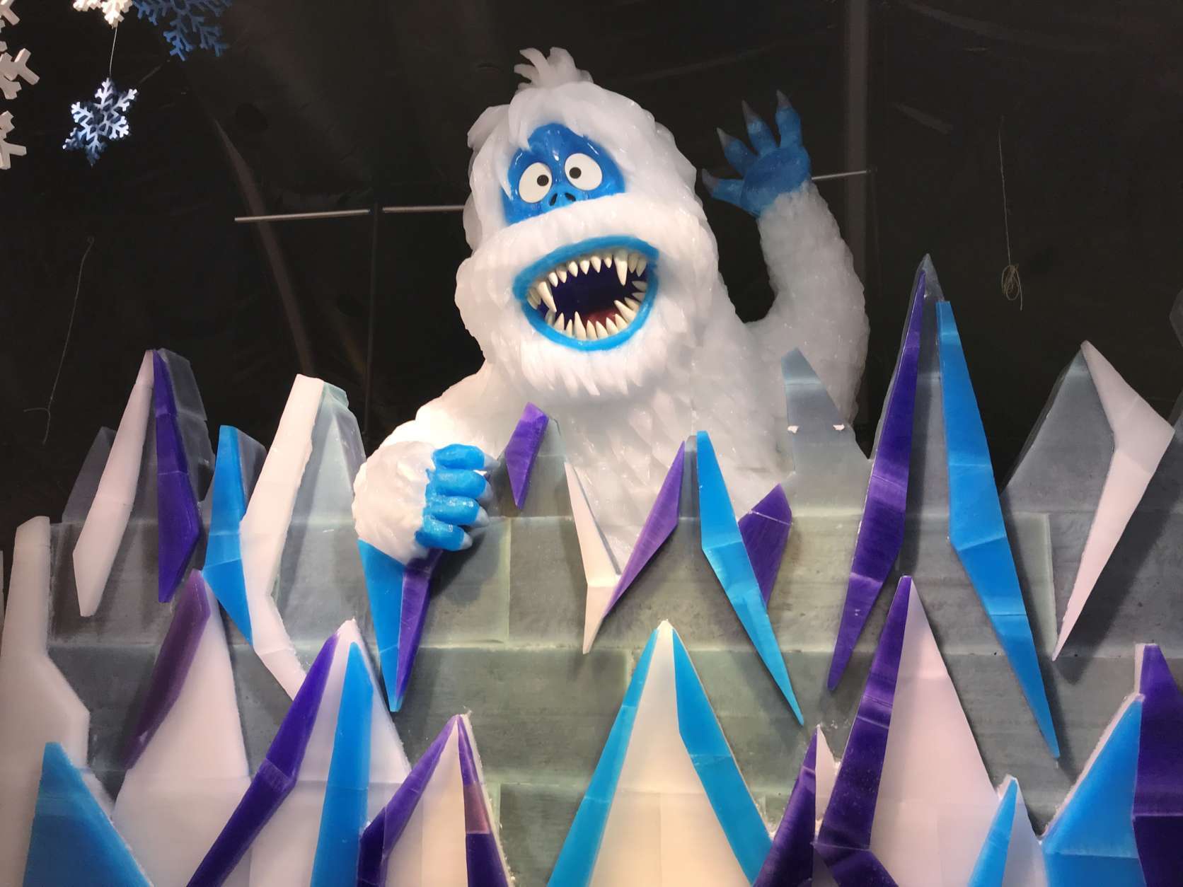 Bumble the Abominable Snow Monster appears in spectacular, icy fashion, in ICE! at the Gaylord National Resort. (WTOP/Michelle Basch)