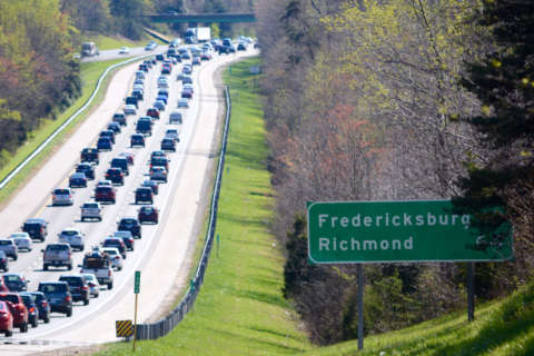 Va. governor signals support for Express Lanes that run in both directions on I-95