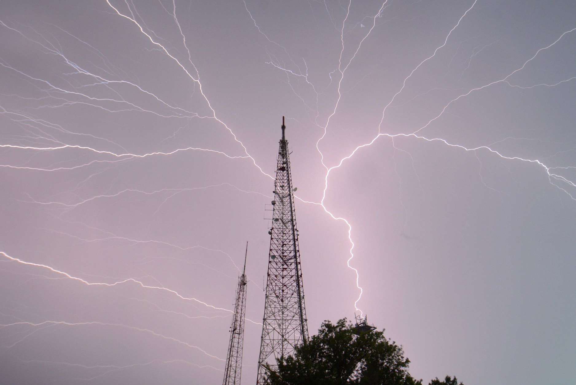 Lightning flickers across the sky above Tenleytown on May 18, 2017. (WTOP/Dave Dildine)