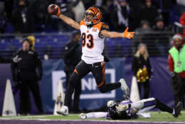 BALTIMORE, MD - DECEMBER 31: Wide Receiver Tyler Boyd #83 of the Cincinnati Bengals scores a touchdown in the fourth quarter against the Baltimore Ravens at M&amp;T Bank Stadium on December 31, 2017 in Baltimore, Maryland. (Photo by Patrick Smith/Getty Images)