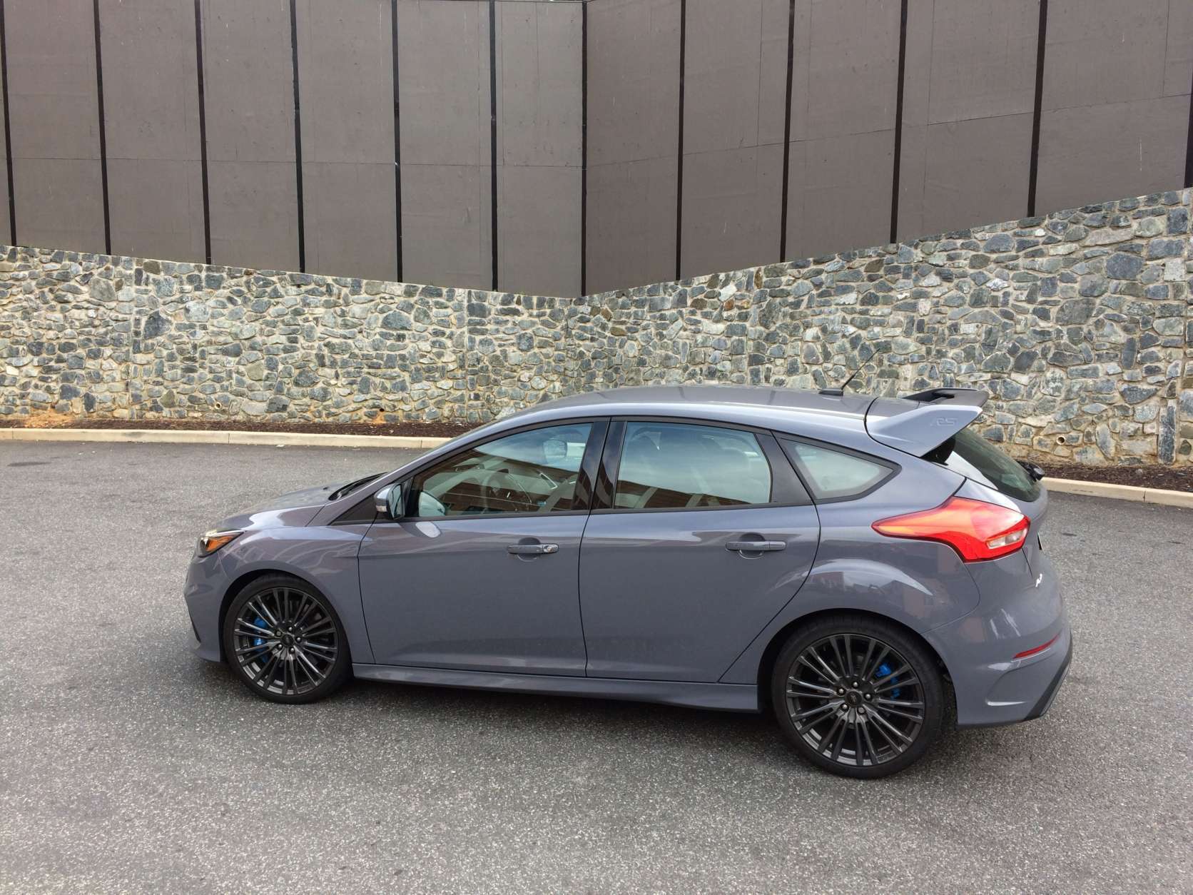 The Focus RS handles back roads like no other hot hatch. With great grip and high limits, this car is a speeding ticket waiting to happen, said Parris. Fuel economy was 21.5 mpg of premium near the 22 mpg mixed score. (WTOP/Mike Parris) 