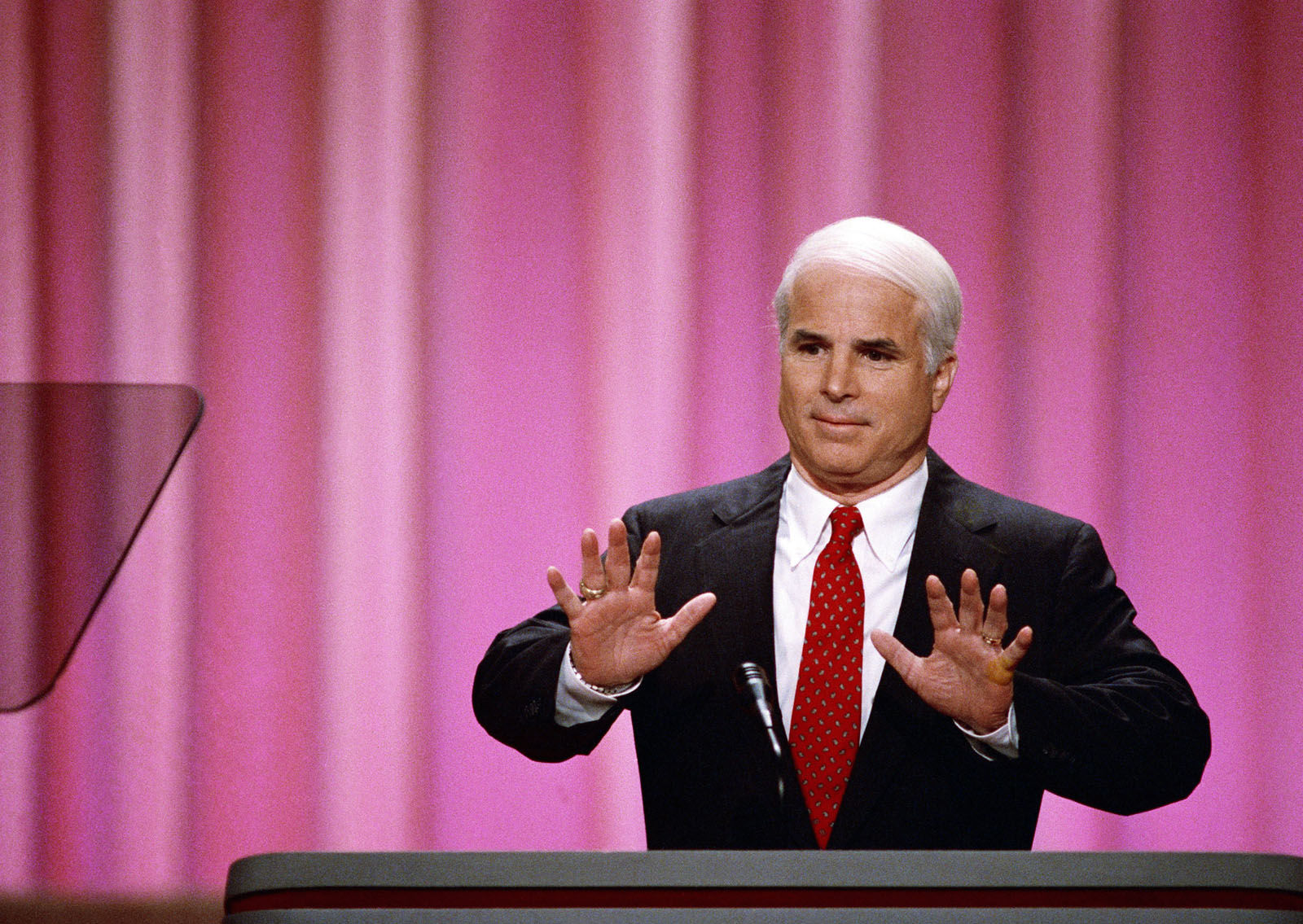 Sen. John McCain of Arizona makes a point during his address to the Republican National Convention Monday, August 16, 1988 in New Orleans.  Monday was the opening day of the convention at the Superdome. (AP Photo/Ron Edmonds)