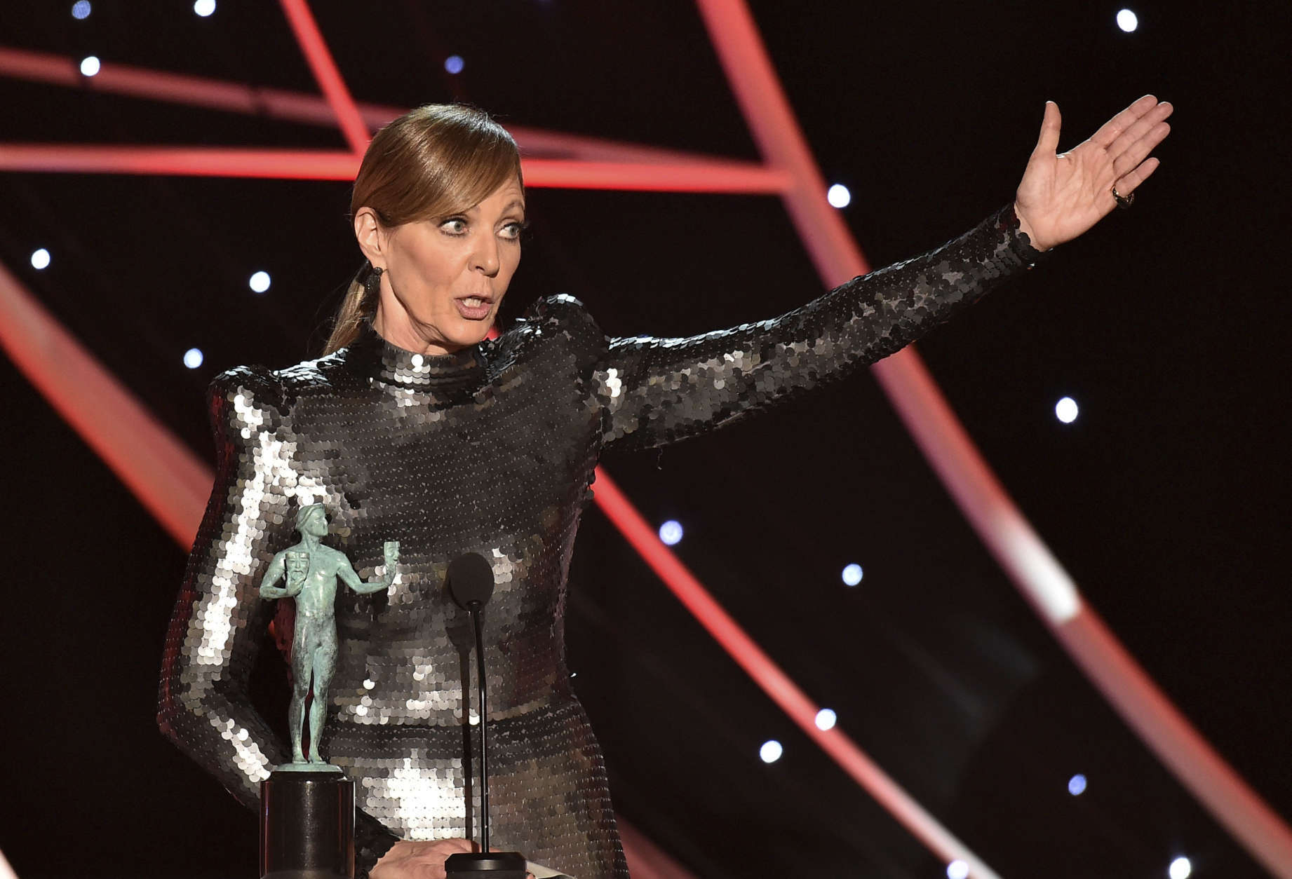 Allison Janney accepts the award for outstanding performance by a female actor in a supporting role for "I, Tonya" at the 24th annual Screen Actors Guild Awards at the Shrine Auditorium &amp; Expo Hall on Sunday, Jan. 21, 2018, in Los Angeles. (Photo by Vince Bucci/Invision/AP)