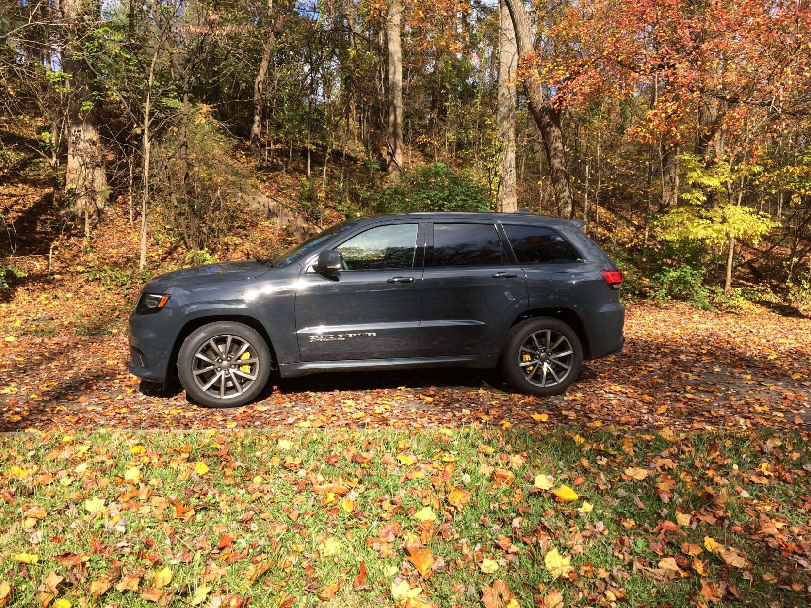 Outside, the Grand Cherokee Trackhawk flies under the radar for most people. Yes, it looks like it sits lower and it looks a bit more menacing than other Grand Cherokee models but it doesn’t look like a 707 horsepower car. (WTOP/Mike Parris) 