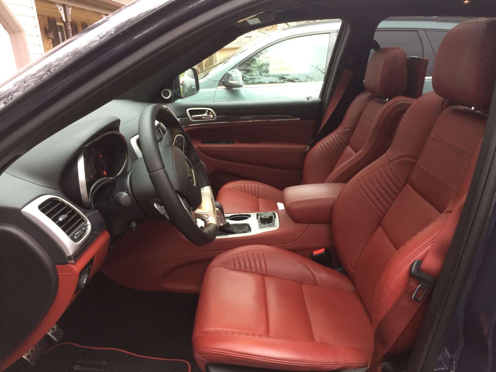 The Grand Cherokee is available for around $87,000 and it comes with a nicely equipped interior. The fully-loaded tester Parris chose came with a Signature Leather wrapped interior that really makes a jump in luxury. (WTOP/Mike Parris) 