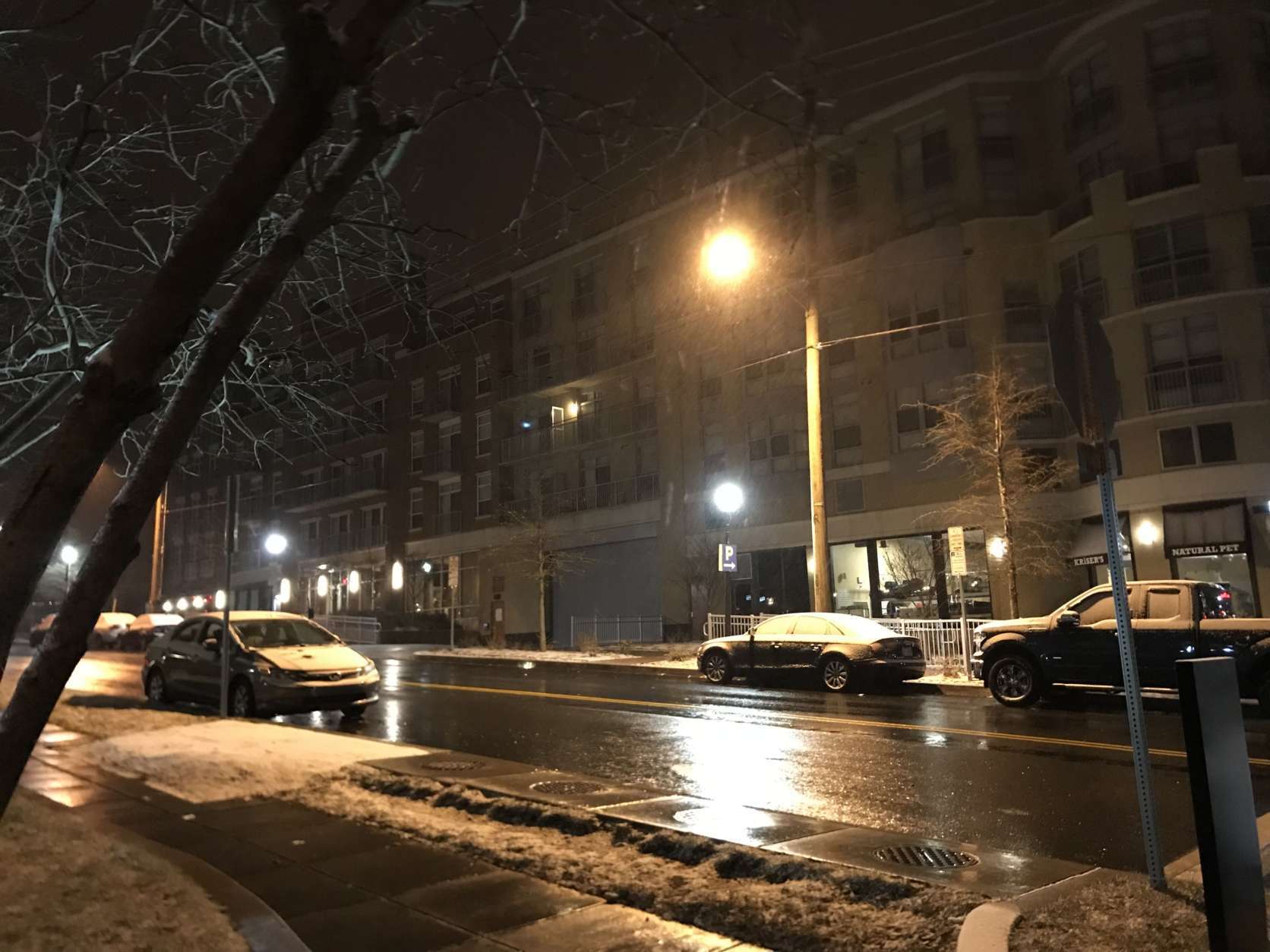 Icy roads, school delays make for ‘crapshoot’ of a commute - WTOP News