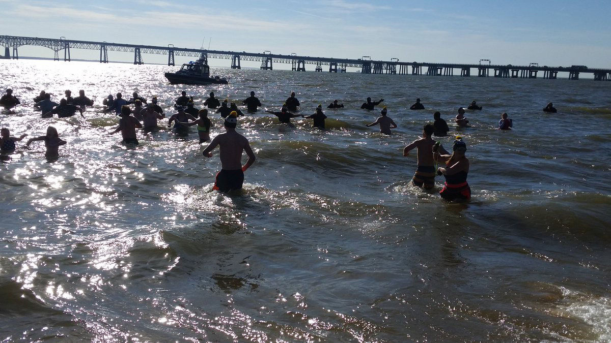 Organizers said they expect the numbers from the 2018 Polar Plunge to match those from last year, which saw 10,000 people brave the cold waters. (WTOP/Kathy Stewart)