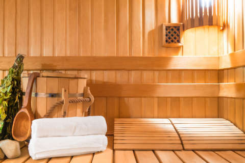 5 reasons to hop in a sauna ASAP