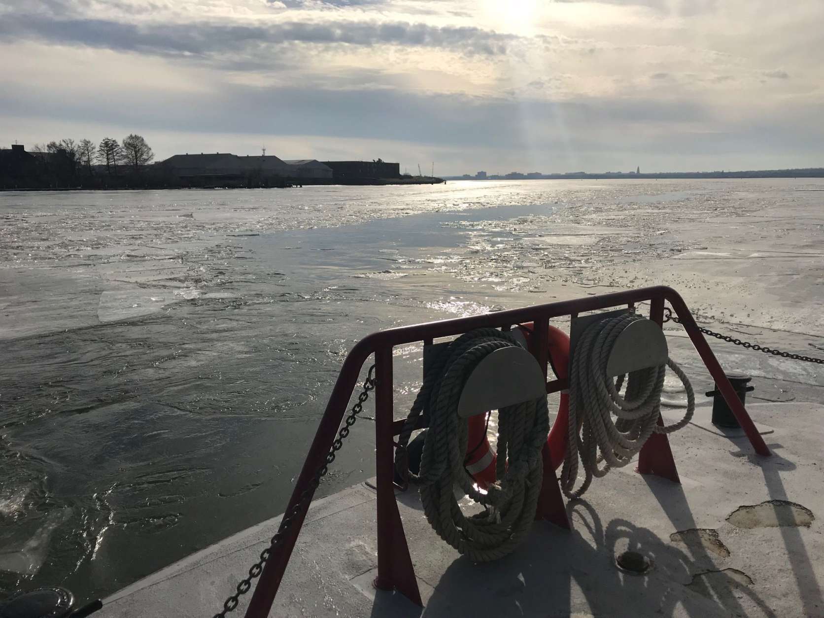 Afternoon sun reflecting off the ice makes for a beautiful sight for the DC Fire crew that breaks up the ice multiple times a day. (WTOP/Megan Cloherty)
