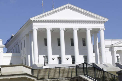 Virginia Senate puts off budget, Medicaid debate