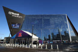 MINNEAPOLIS, MN - FEBRUARY 04:  A view of U.S. Bank Stadium before the start of Super Bowl LII on February 4, 2018 in Minneapolis, Minnesota.  (Photo by Gregory Shamus/Getty Images)