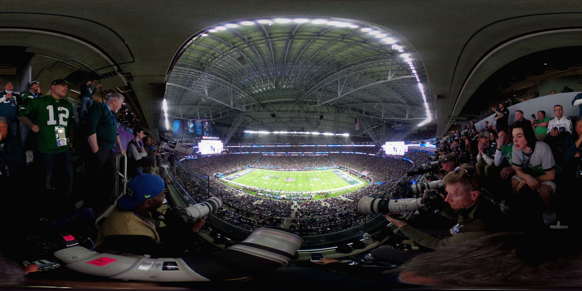 MINNEAPOLIS, MN - FEBRUARY 04: (EDITOR'S NOTE: Image was created as an Equirectangular Panorama. Import image into a panoramic player to create an interactive 360 degree view.) The Philadelphia Eagles play the New England Patriots in third quarter of Super Bowl LII at U.S. Bank Stadium on February 4, 2018 in Minneapolis, Minnesota.  (Photo by Christian Petersen/Getty Images)