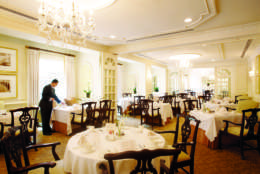 The hotel's dining room, named The Lafayette, won high praise from its guests. (Courtesy U.S. News)