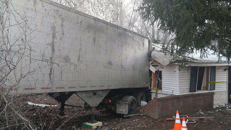 5 Hospitalized After Tractor-trailer Crashes Into St. Mary’s Co. House ...