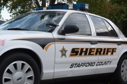 2 men arrested after stealing car in Stafford Co., flipping off owner